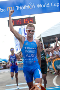 brad kahlefeldt mooloolaba photo barry alsop.jpg